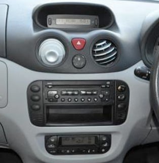 Radio Removal Citroen C3 (2002-Present)