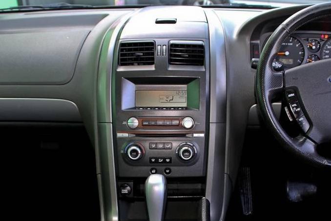 2004-2010 Radio dash fascia Ford Territory NEW! 