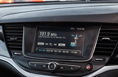 R, R Plus, RS with 7" Mylink factory system