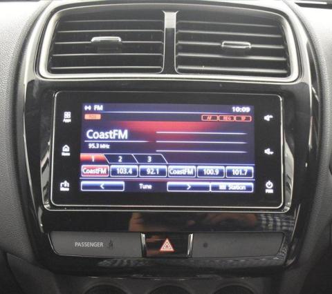 3. Post Facelift, Touchscreen