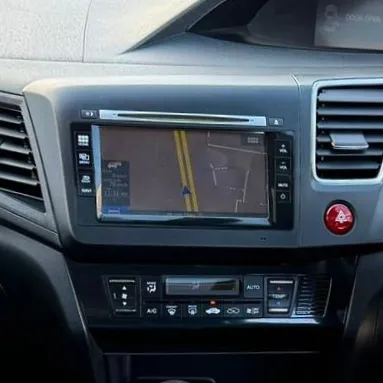 3. Wide Touchscreen