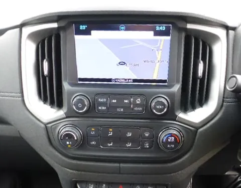 LTZ & Z71 with 8" Mylink factory system