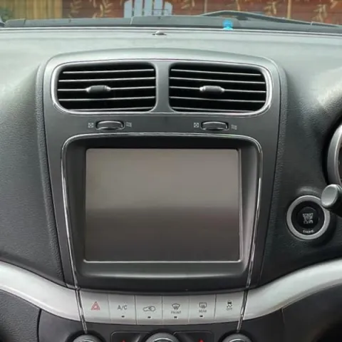 With 8.4" Factory Screen