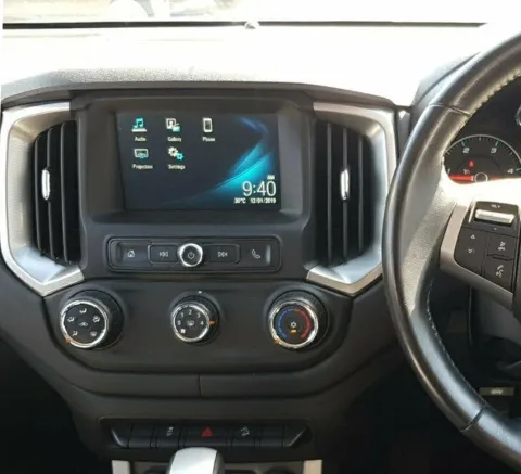 LT with 7" Mylink factory system