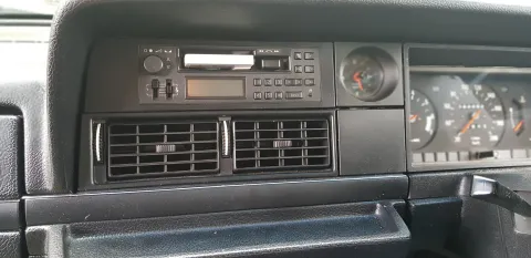 Volvo 200 Series 1975-1993 dash