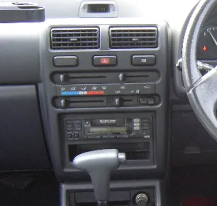 Toyota Starlet 1996-1999 dash