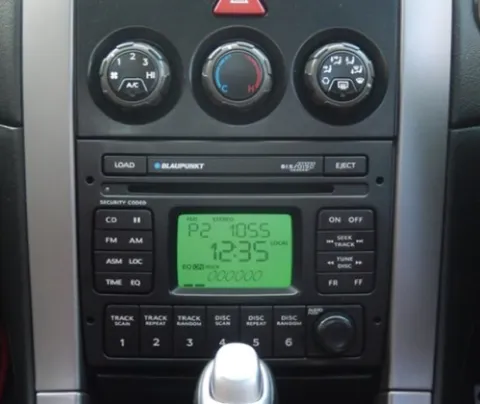Holden Commodore 2003-2004 VY Series II dash
