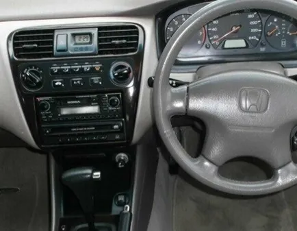 Honda Accord 1999-2002 dash