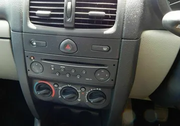 Renault Clio 2000-2004 X65 dash