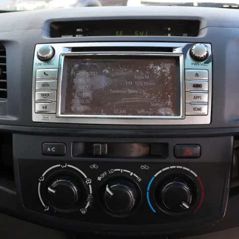 Toyota Hilux 2014 dash