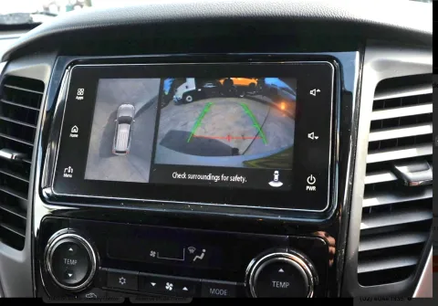 Mitsubishi Pajero Sport 2015-2019 QE dash