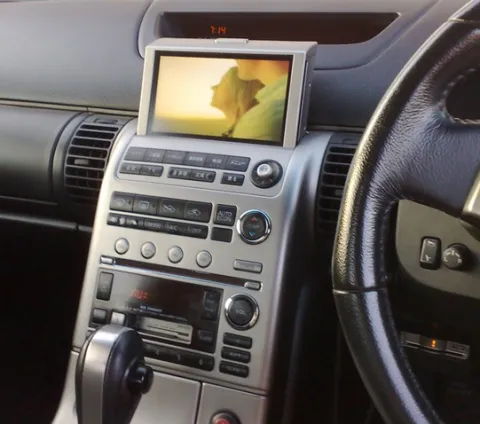 Nissan Skyline 2001-2004 V35 350GT dash