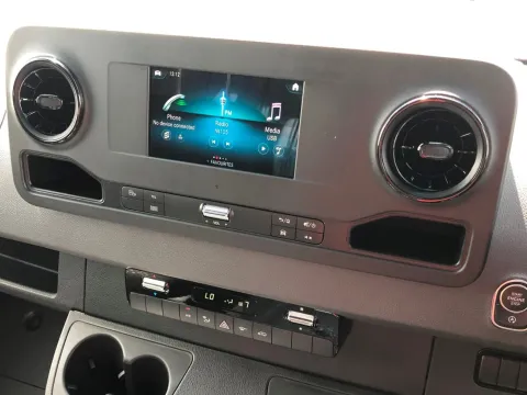 Mercedes Sprinter 2018-2020 dash