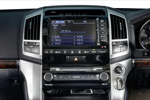 Toyota Landcruiser 2012-2015 200 Series dash