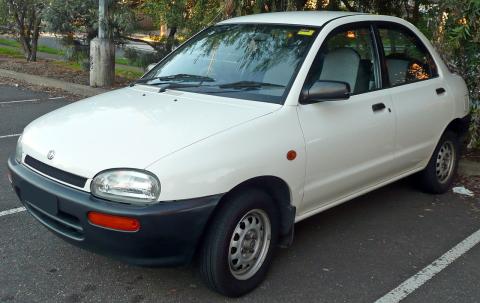 Mazda 121 (Autozam) 1990-1996