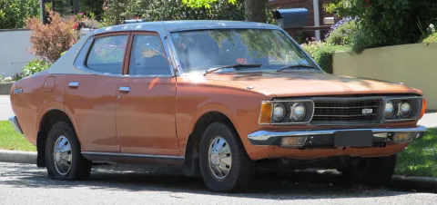 Nissan Datsun 180B 1972-1977