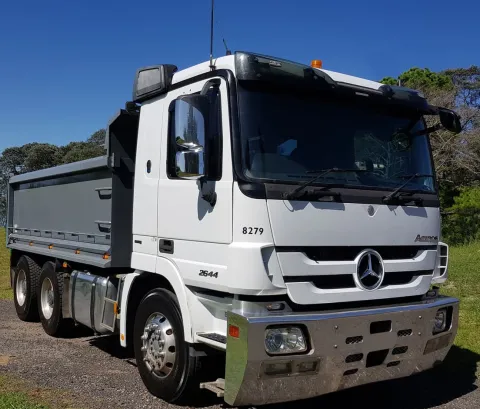 Mercedes Actros