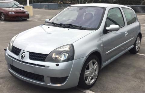 Renault Clio 2000-2004 X65