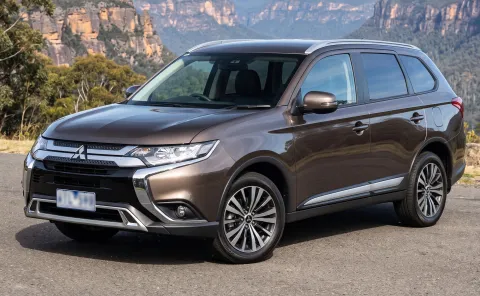 Mitsubishi Outlander 2019-2021 ZL