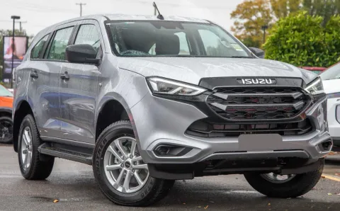 Isuzu MU-X 2021-
