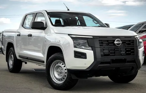 Nissan Navara 2025- D27