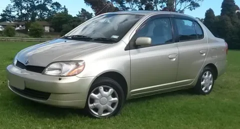 Toyota Platz 1999-2005