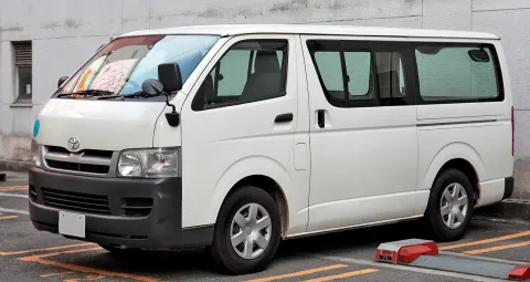 Toyota HiAce 2004-2011